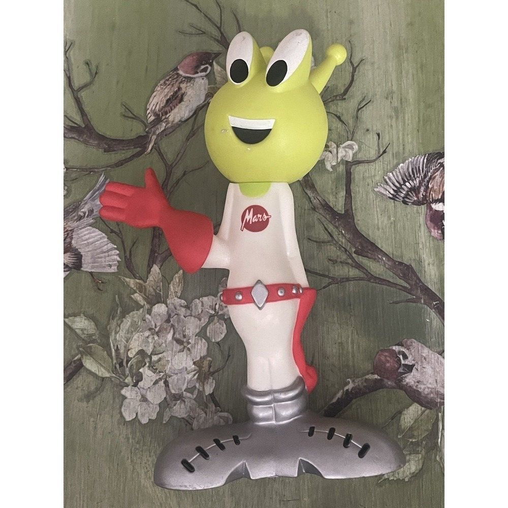 Mars Supermarkets Advertising 8" Alien Vinyl Figure